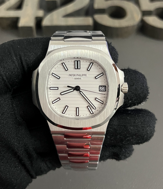 Nautilus (White)